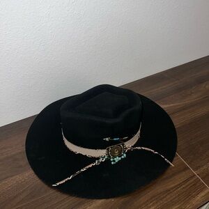Charlie 1 Horse Lainey Wilson Lucky Me Hat With Gold And Turquoise